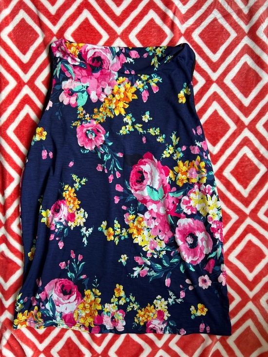 Acting Pro Tops - Acting Pro Navy Floral Tank Top with Pink & Yellow Blooms and Built in Mask
